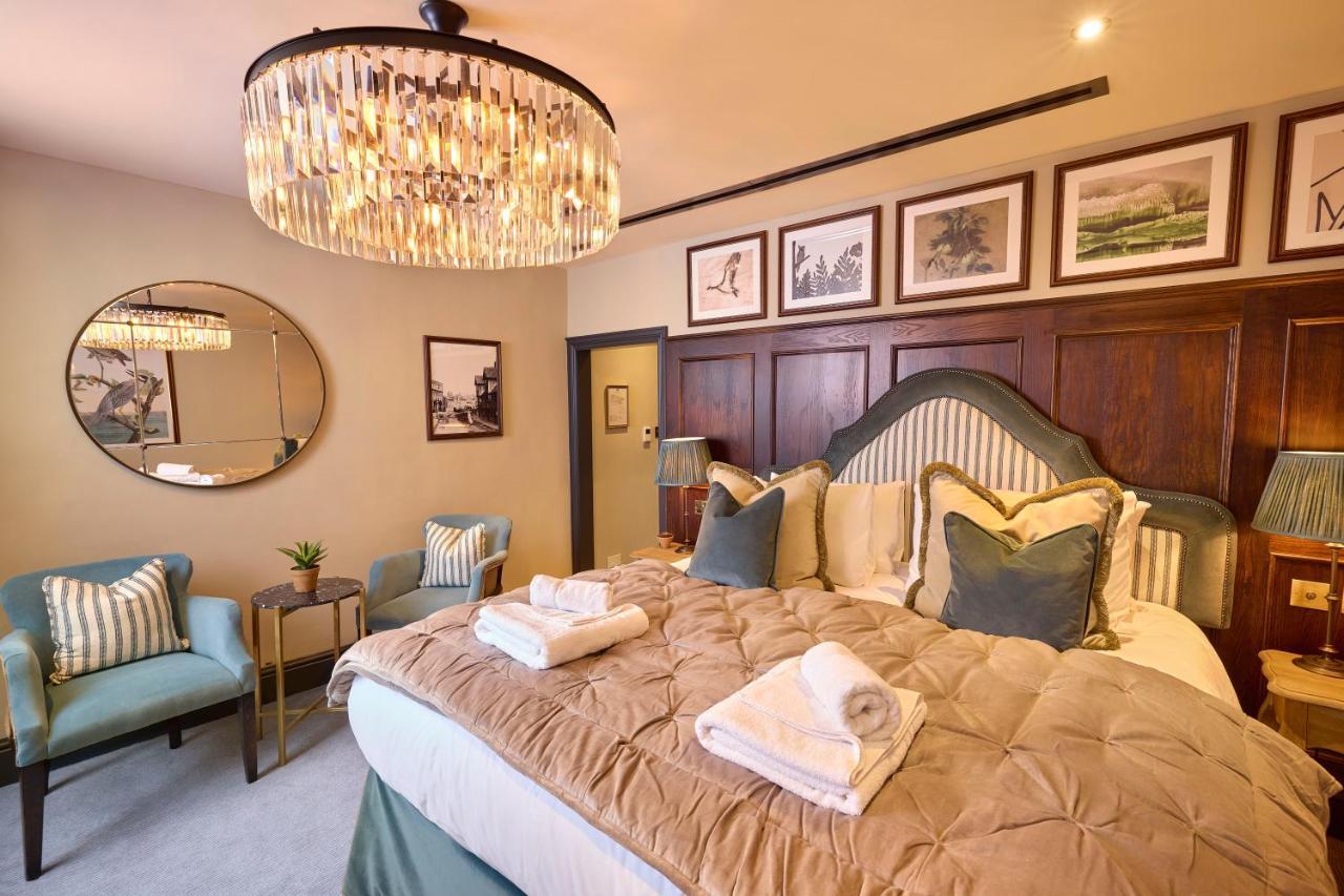 Salisbury Arms Hotel Хартфорд Экстерьер фото