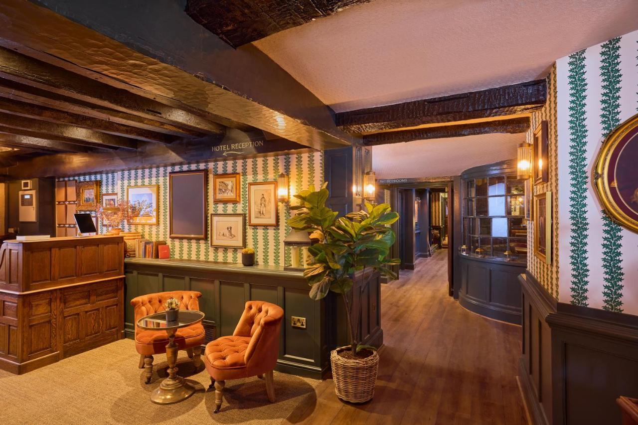 Salisbury Arms Hotel Хартфорд Экстерьер фото