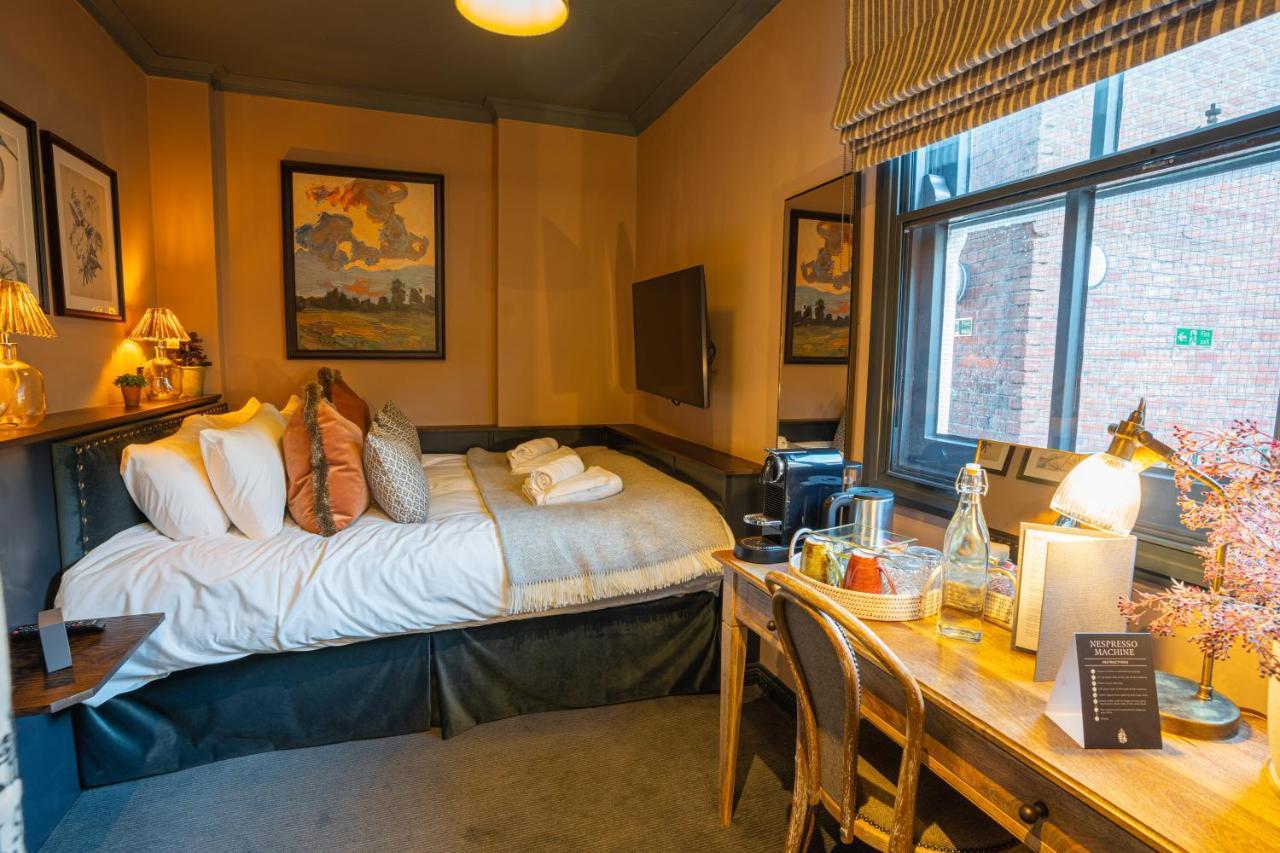 Salisbury Arms Hotel Хартфорд Экстерьер фото