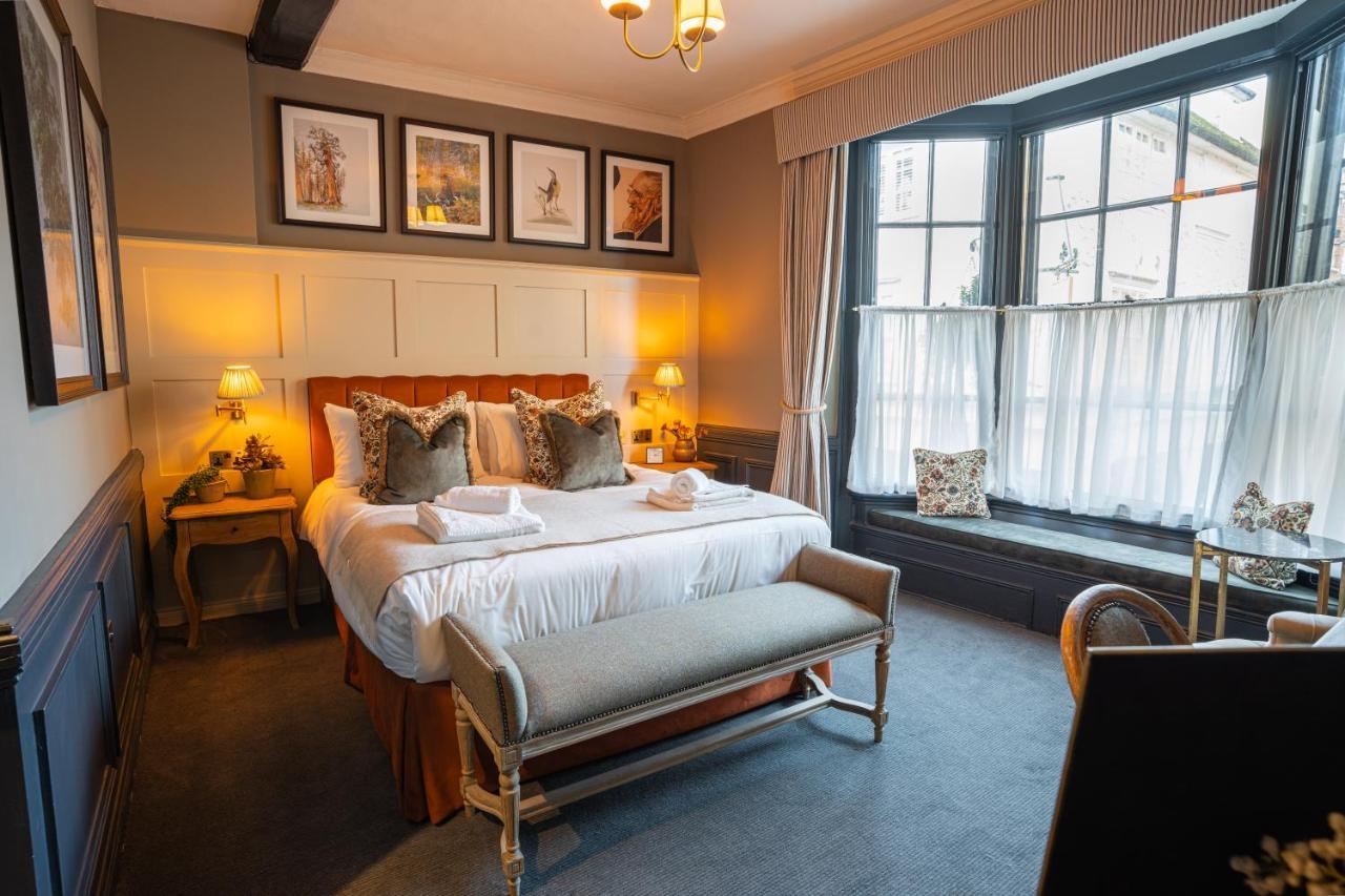 Salisbury Arms Hotel Хартфорд Экстерьер фото