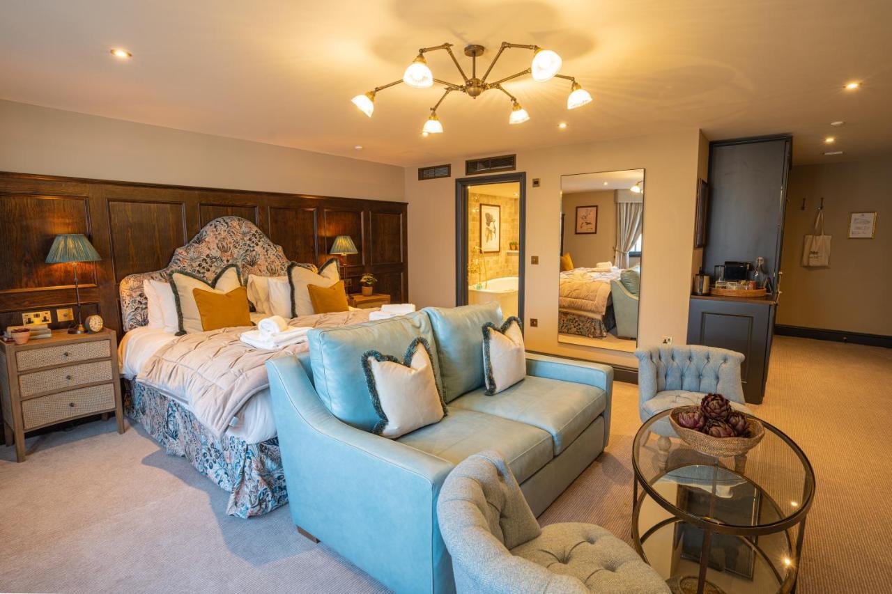 Salisbury Arms Hotel Хартфорд Экстерьер фото
