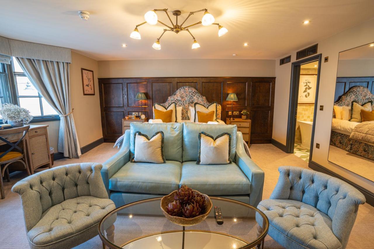 Salisbury Arms Hotel Хартфорд Экстерьер фото