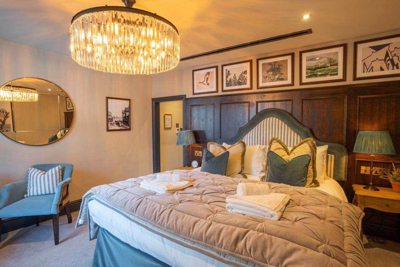 Salisbury Arms Hotel Хартфорд Экстерьер фото
